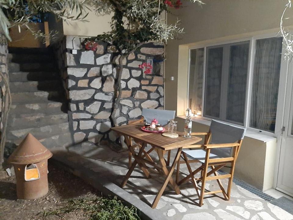 Quiet, Colourful Home In Cyclades Adiata Exterior foto